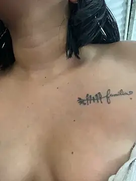 Lucia-Candy online show from 12.18.24