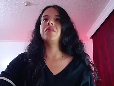 Snapshot of VALERY_MEER chatting on 10.15.25 VALERY MEER online show from 10.15.25