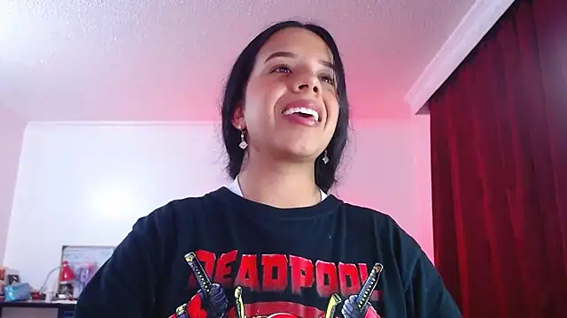 Snapshot of VALERY_MEER chatting on 10.17.25 VALERY MEER online show from 10.17.25