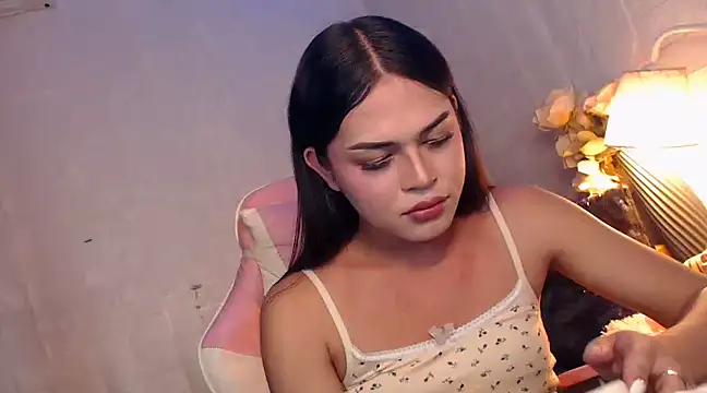 Snapshot of Ashely_Lewis chatting on 12.09.24 Ashely Lewis online show from 12.09.24