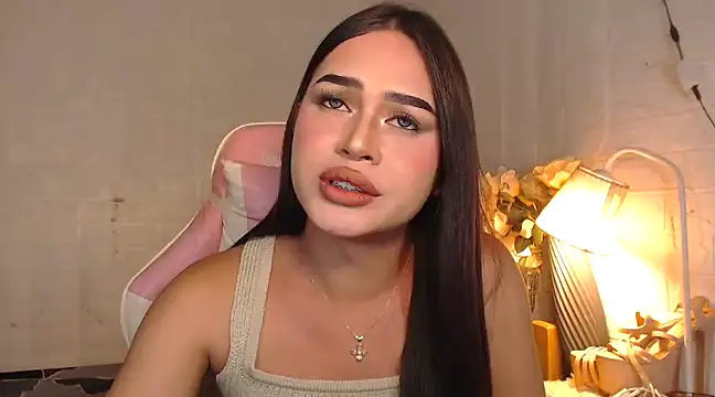 Snapshot of Ashely_Lewis chatting on 01.05.25 Ashely Lewis online show from 01.05.25