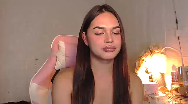 Snapshot of Ashely_Lewis chatting on 01.27.25 Ashely Lewis online show from 01.27.25