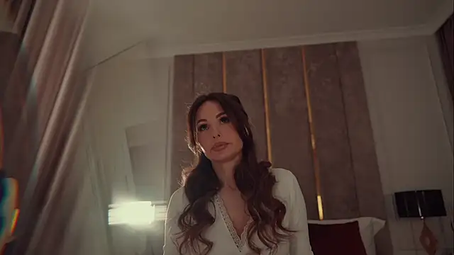 MilaDYstarlight online show from 04.17.26