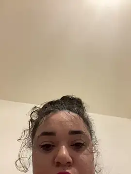 Snapshot of peaches006 chatting on 01.25.25 peaches006 online show from 01.25.25