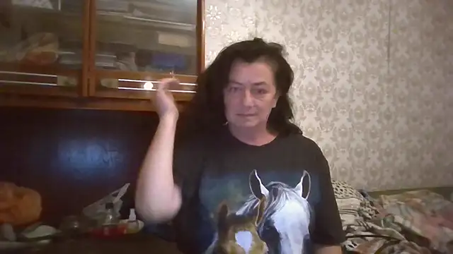 GypsiQueen2 online show from 09.16.25