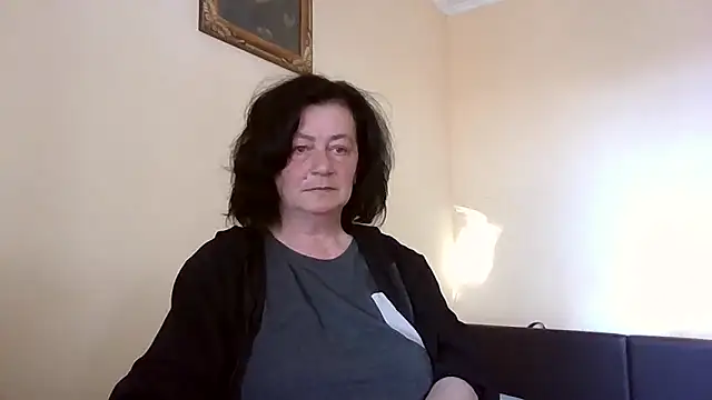 GypsiQueen2 online show from 04.19.26