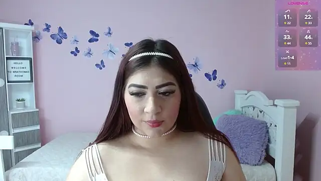 BRIATHOMAS online show from 02.05.26