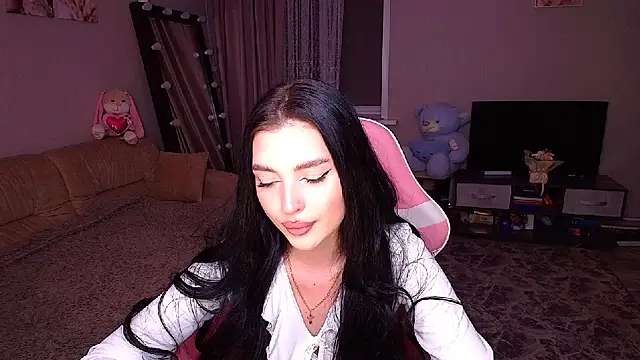   Malika   online show from 09.30.25