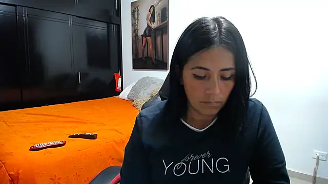 Snapshot of sharoon_cheerry chatting on 02.12.26 sharoon cheerry online show from 02.12.26