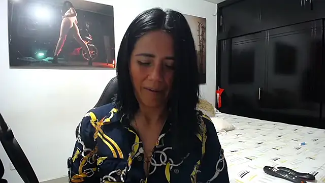 Snapshot of sharoon_cheerry chatting on 02.19.26 sharoon cheerry online show from 02.19.26