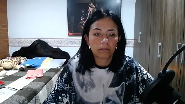 Snapshot of sharoon_cheerry chatting on 05.06.26 sharoon cheerry online show from 05.06.26