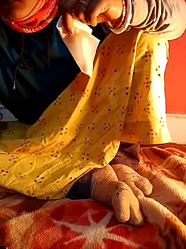 Bengali-boudi online show from 12.25.24