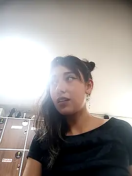Snapshot of Scarlet_wd18 chatting on 03.15.25 Scarlet wd18 online show from 03.15.25