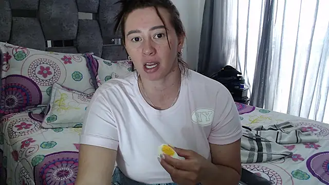 sara hott 1 online show from 04.08.26