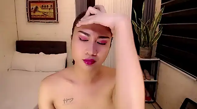 Snapshot of Yesha_harper chatting on 12.18.24 Yesha harper online show from 12.18.24