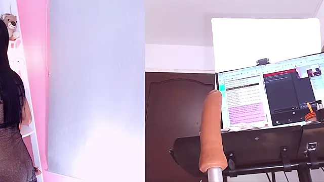 Sweet Susie  online show from 09.24.25