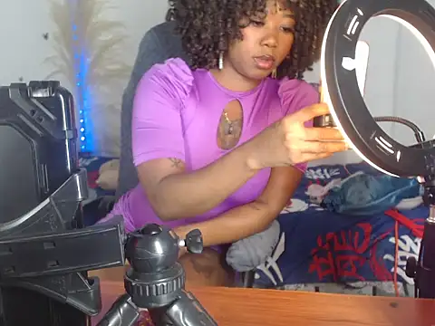 Snapshot of aixhaebonysex chatting on 03.25.26 aixhaebonysex online show from 03.25.26