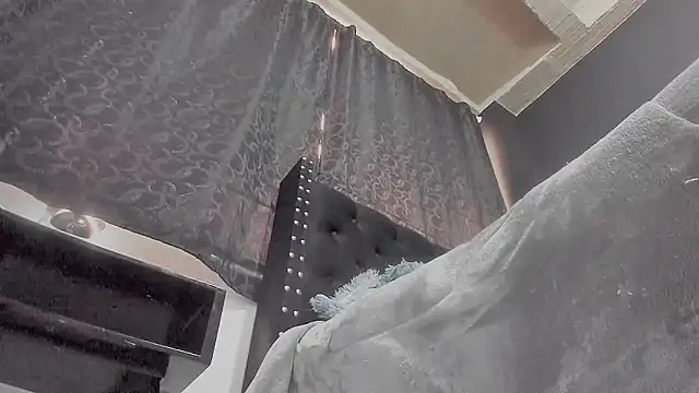 amareto queen online show from 01.09.26