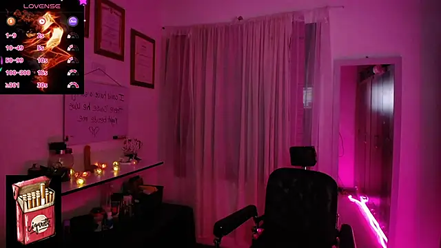 Snapshot of Misslana_wn1 chatting on 10.09.25 Misslana wn1 online show from 10.09.25