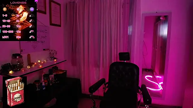 Snapshot of Misslana_wn1 chatting on 10.15.25 Misslana wn1 online show from 10.15.25