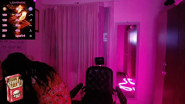 Snapshot of Misslana_wn1 chatting on 10.22.25 Misslana wn1 online show from 10.22.25