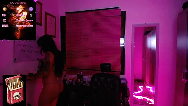 Snapshot of Misslana_wn1 chatting on 11.04.25 Misslana wn1 online show from 11.04.25