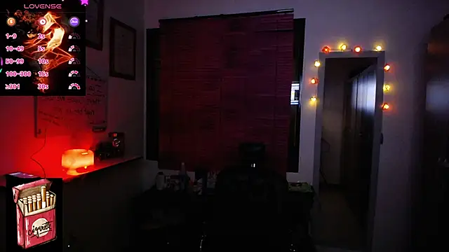 Snapshot of Misslana_wn1 chatting on 12.14.25 Misslana wn1 online show from 12.14.25