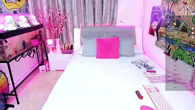 Snapshot of tattooBabyxxx chatting on 02.05.25 tattooBabyxxx online show from 02.05.25