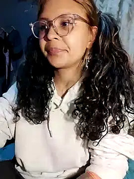 Hathorlove online show from 12.12.24