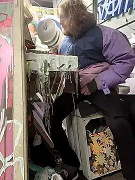 Snapshot of rexflexxx chatting on 01.08.25 rexflexxx online show from 01.08.25