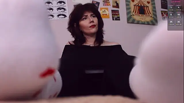 Luna Blake online show from 02.19.26