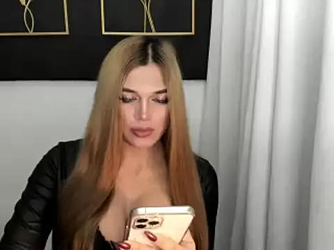 hotstellacumxxx online show from 03.10.25