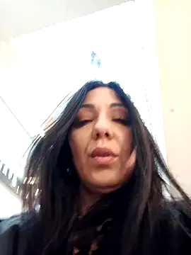 Snapshot of LeticiaWoods chatting on 01.22.25 LeticiaWoods online show from 01.22.25