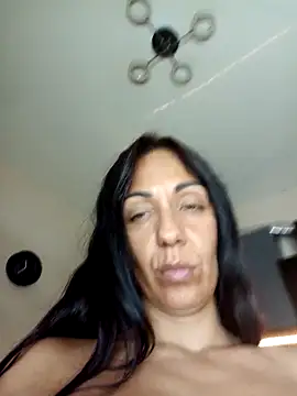 Snapshot of LeticiaWoods chatting on 09.11.25 LeticiaWoods online show from 09.11.25