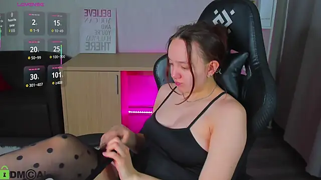 Fera1 Berry online show from 03.04.26