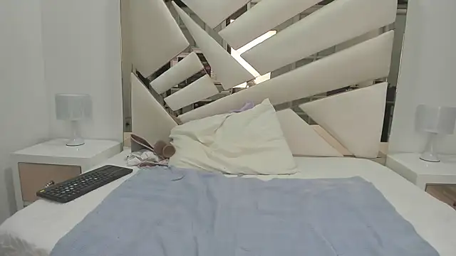 Naughty  Mom online show from 03.07.25