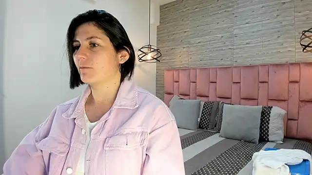 SarahDeyvis online show from 02.22.25