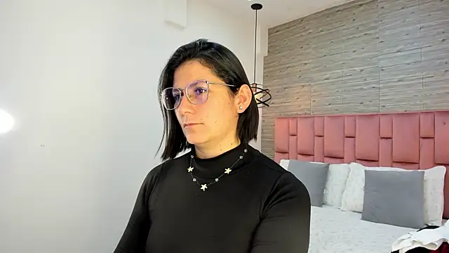 SarahDeyvis online show from 03.20.25