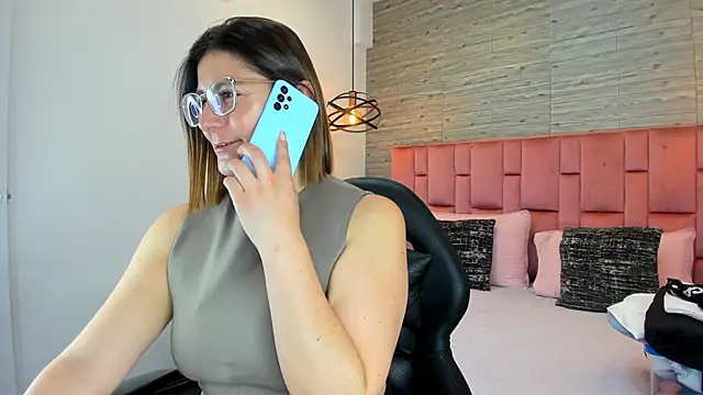 SarahDeyvis online show from 09.10.25