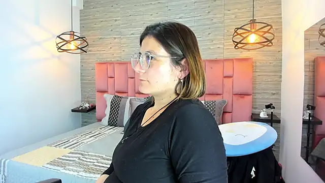 SarahDeyvis online show from 10.02.25