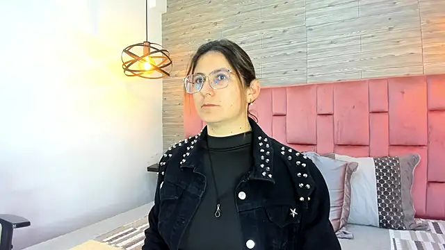 SarahDeyvis online show from 10.08.25