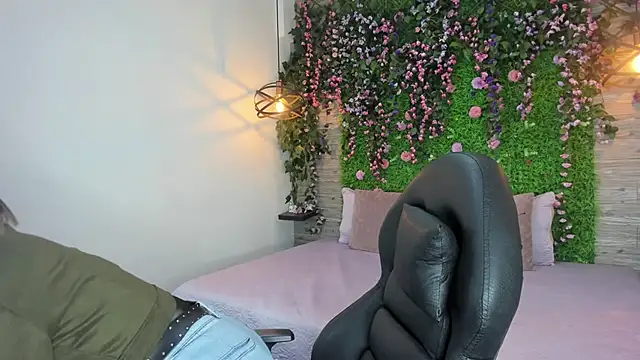 SarahDeyvis online show from 02.21.26