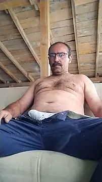 masculine bear daddy online show from 06.13.26