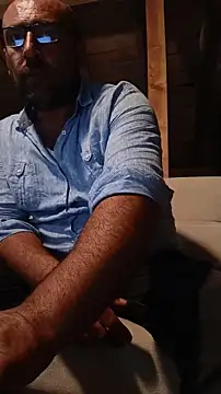 masculine bear daddy online show from 06.26.26