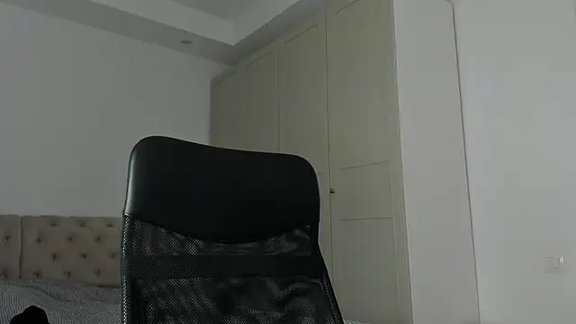 MichaelMasterss online show from 04.16.26