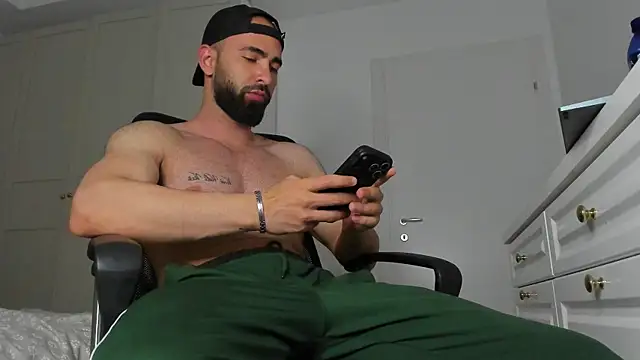 MichaelMasterss online show from 05.19.26