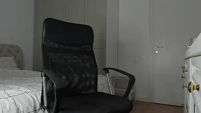MichaelMasterss online show from 07.07.26