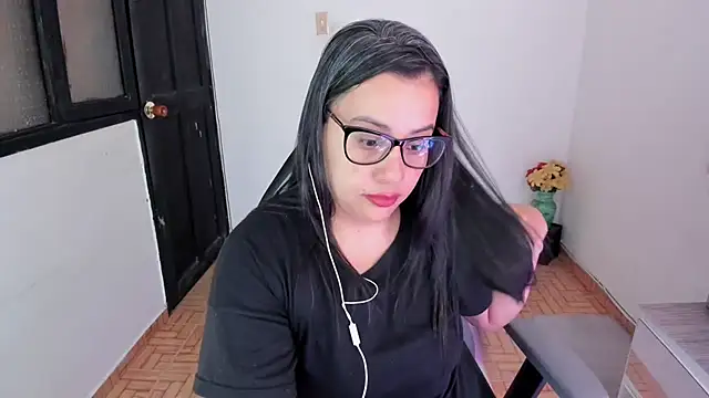 Snapshot of smile_sweetpao chatting on 02.02.25 smile sweetpao online show from 02.02.25