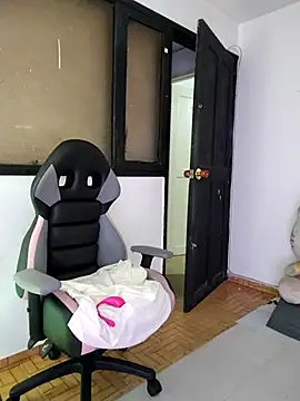 Snapshot of smile_sweetpao chatting on 03.05.25 smile sweetpao online show from 03.05.25