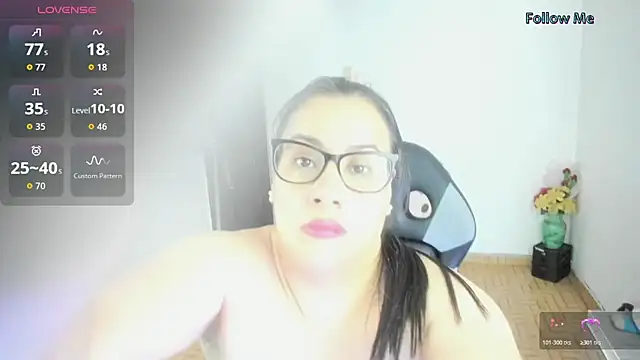 Snapshot of smile_sweetpao chatting on 01.05.26 smile sweetpao online show from 01.05.26